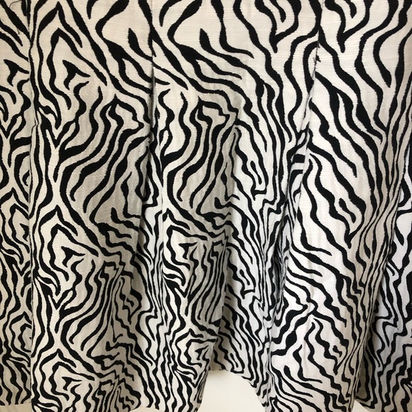 H&M Zebra Print Pleated Mini Skirt 14 - Picture 4 of 8